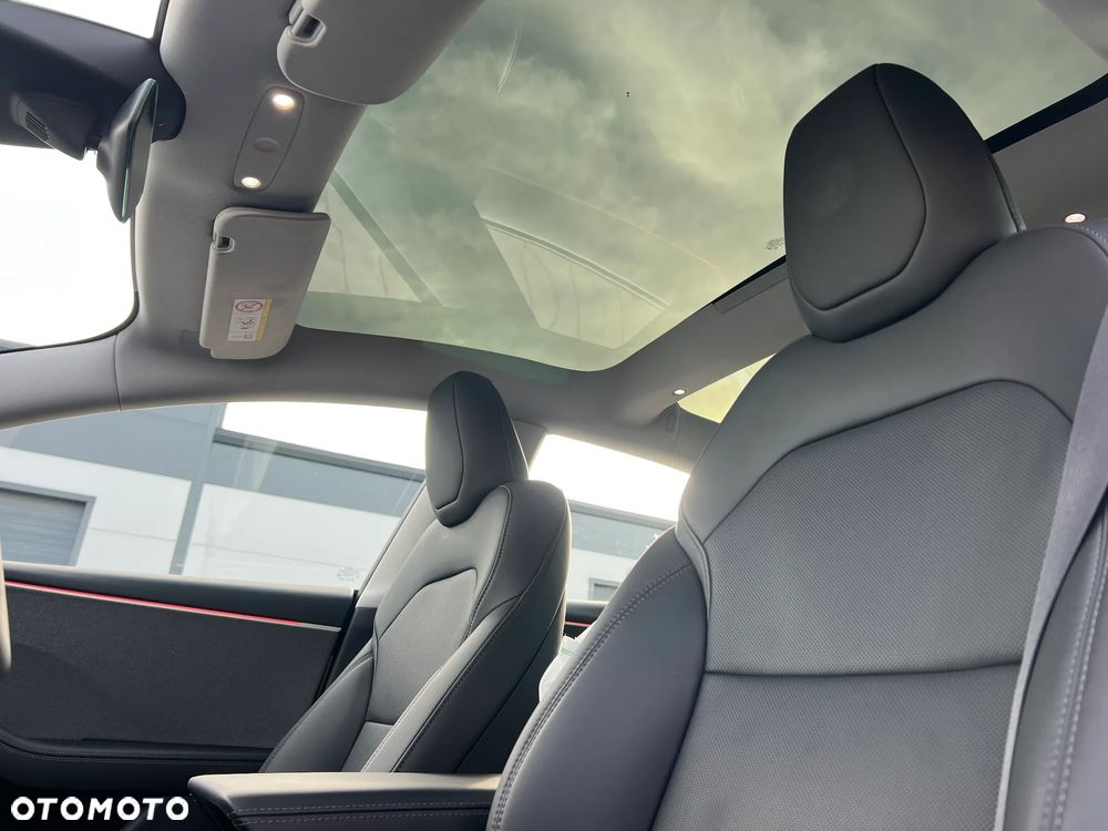 Tesla Model 3 RWD Premium - 14