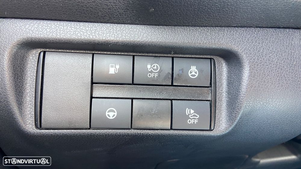 Nissan Leaf Tekna Two Tone - 18