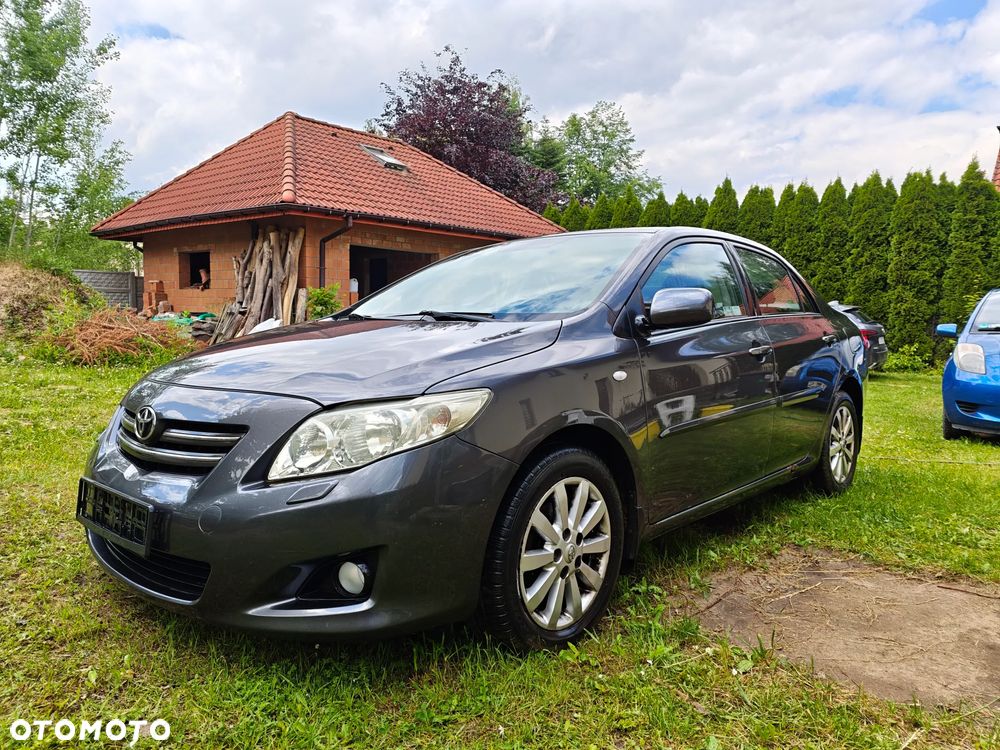 Toyota Corolla 1.6 VVT-i Premium Start - 1
