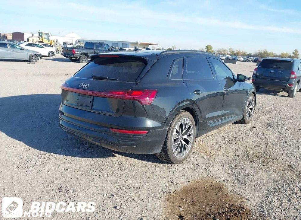 Audi Q8 e-tron Premium Plus Quattro AWD z 2024 roku (wersja USA) – części samochodowe. - 6