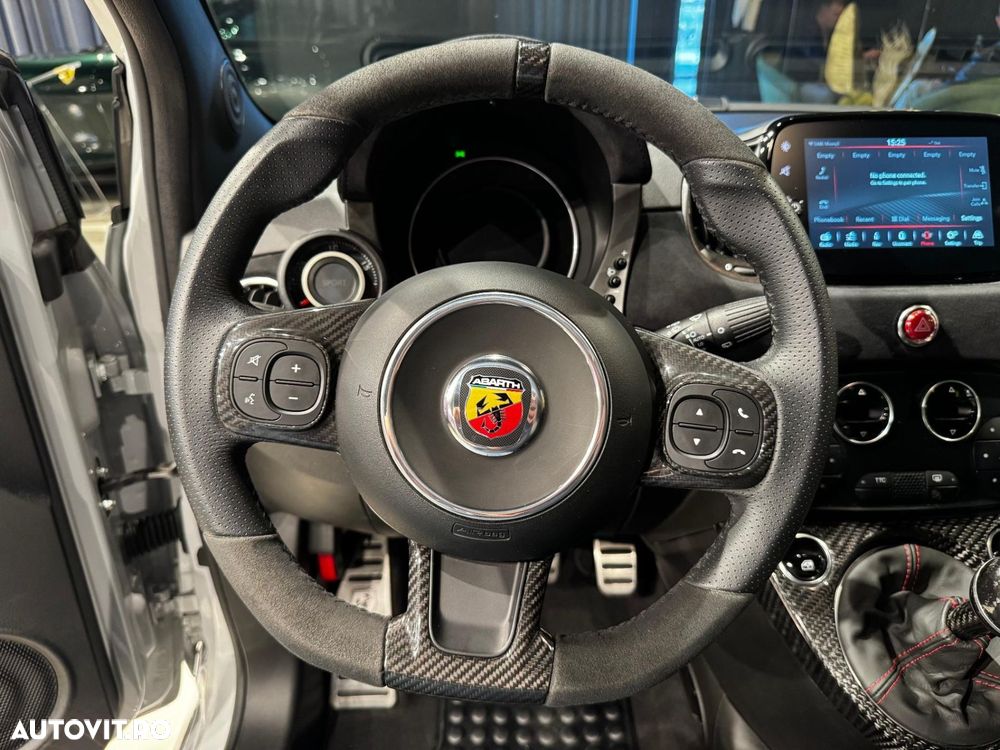 Abarth 695 - 29