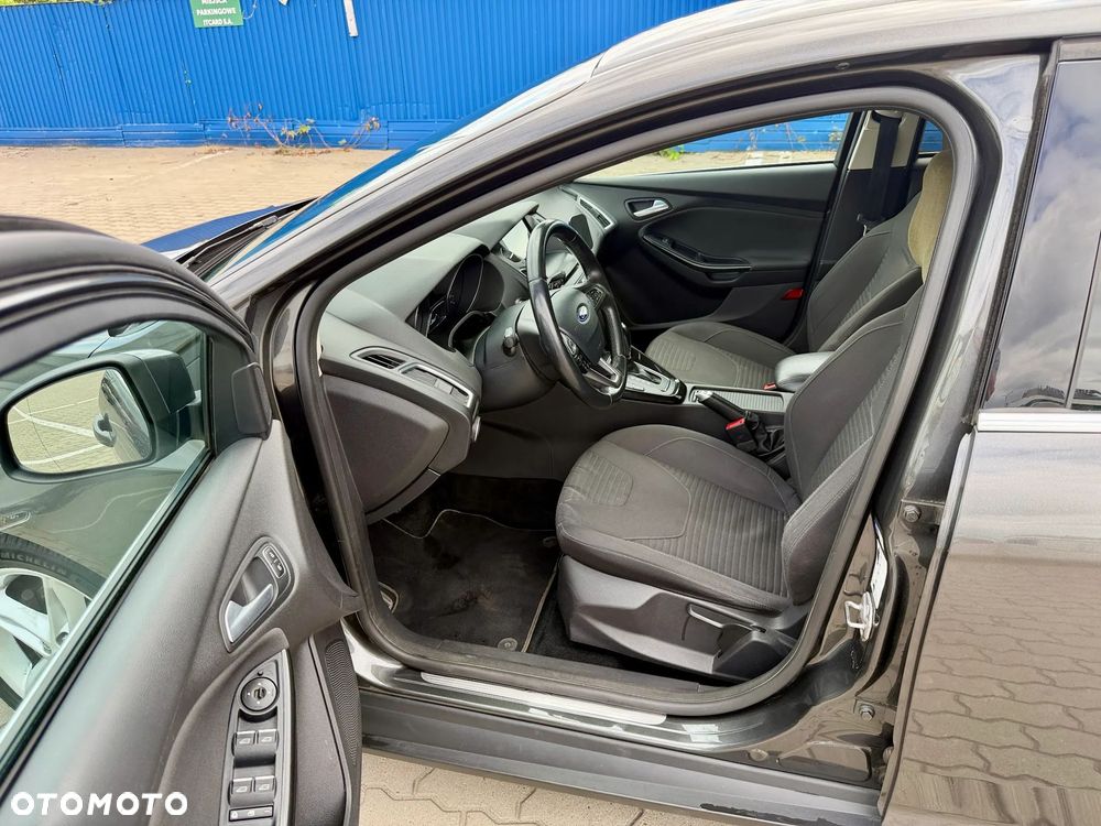 Ford Focus 2.0 EcoBlue Titanium Business - 4