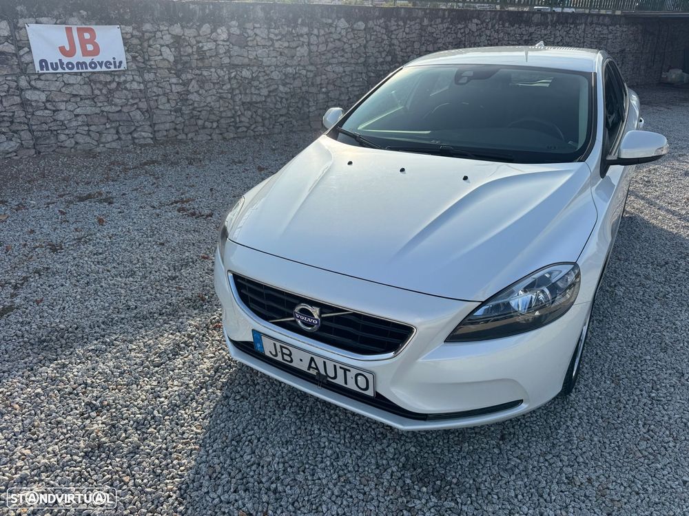 Volvo V40 2.0 D2 Momentum - 2
