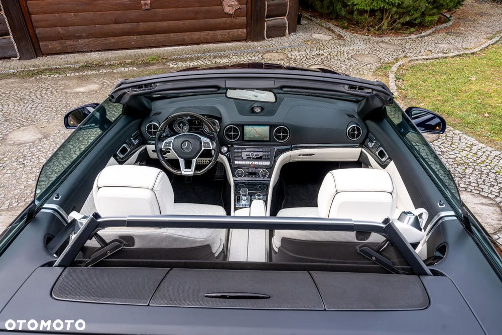 Mercedes-Benz SL 400 9G-TRONIC designo edition - 37