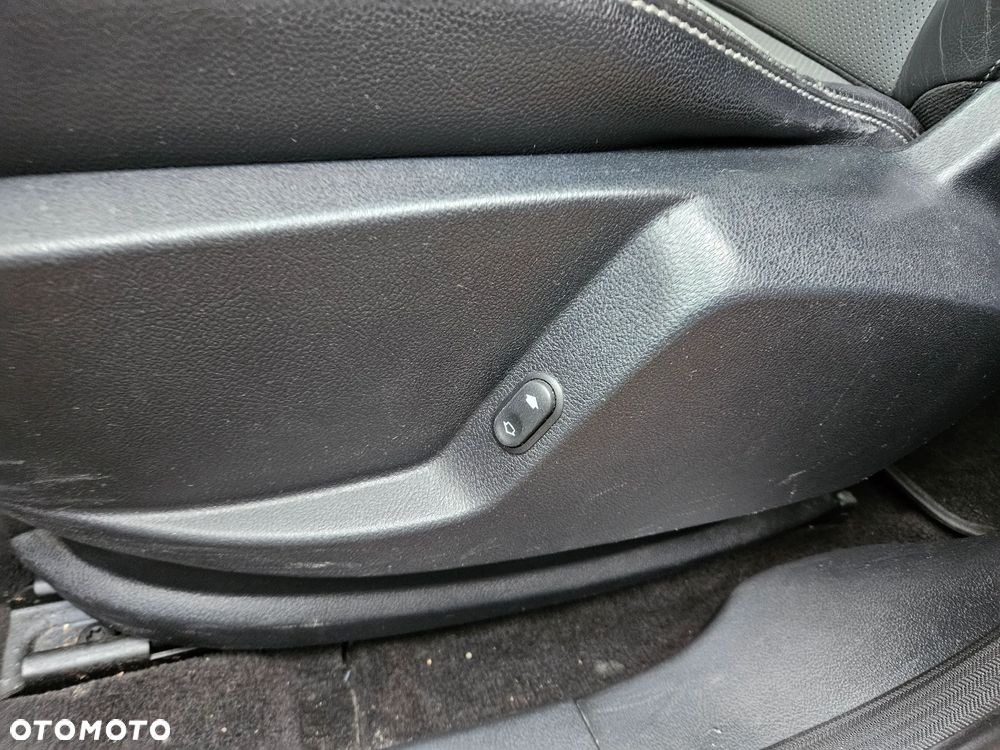 Ford Galaxy 2.0 Platinium X (Ghia) - 13