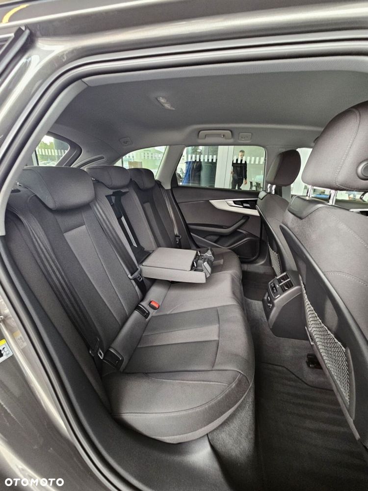 Audi A4 Avant 40 TDI mHEV Quattro Advanced S tronic - 35