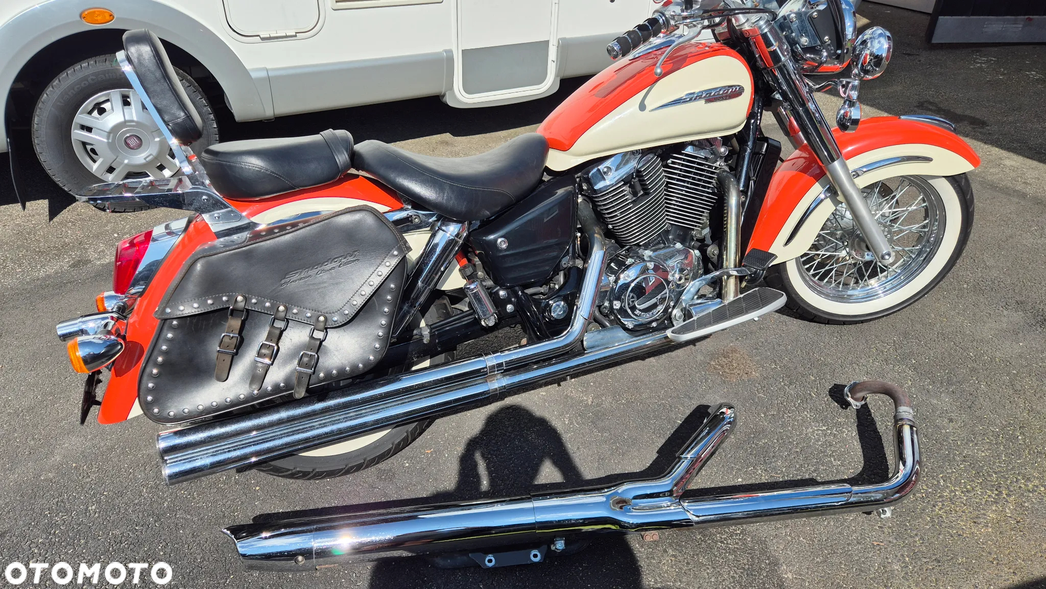 Suzuki Intruder - 13