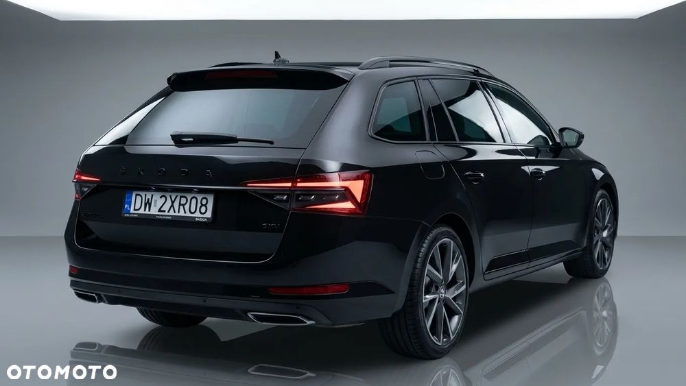 Skoda Superb 2.0 TDI SCR Sportline DSG - 2