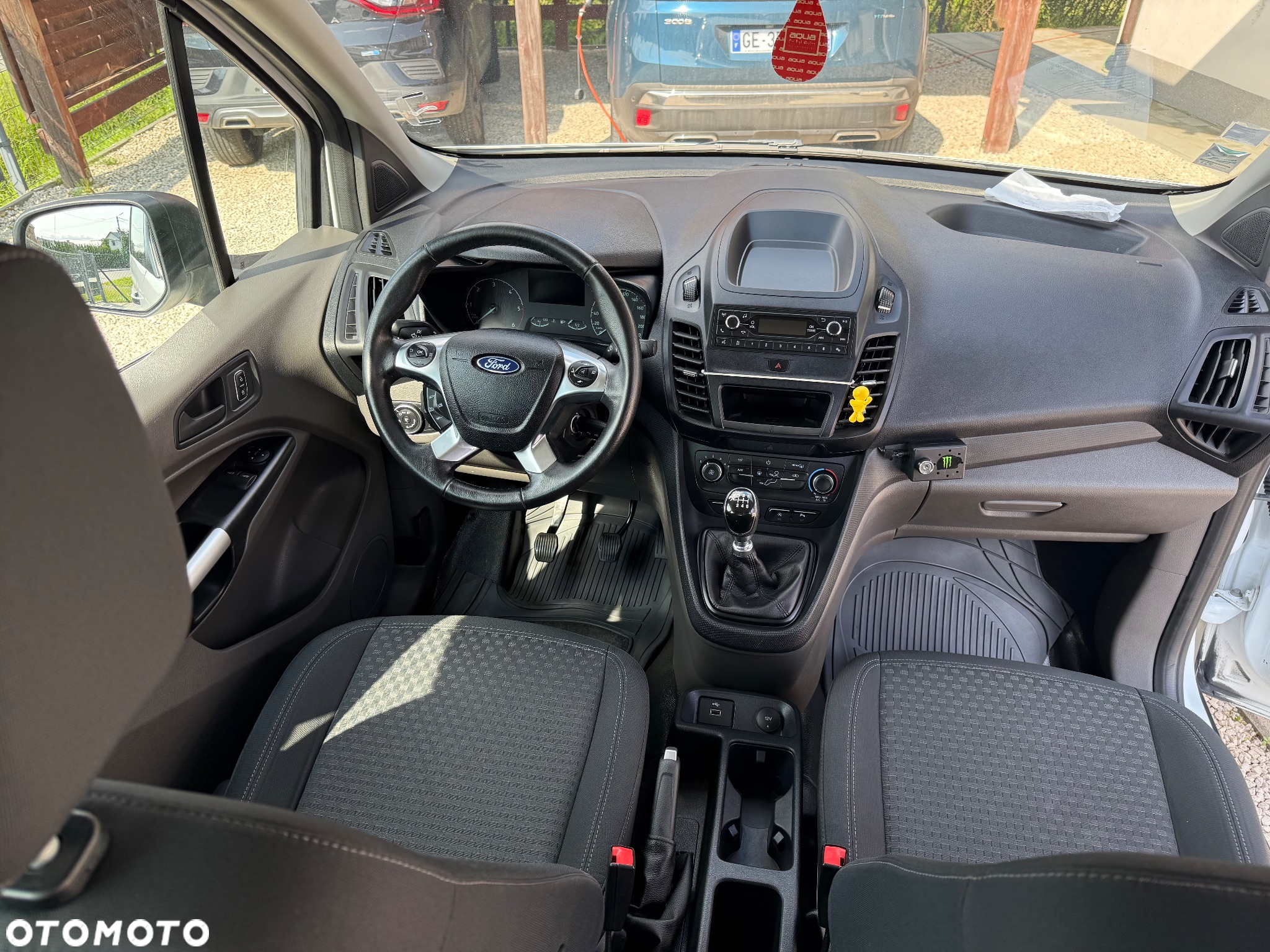 Ford Transit Connect - 12