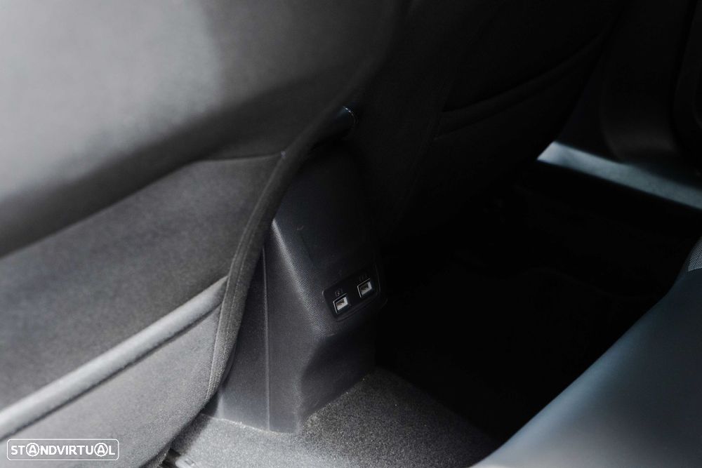 Peugeot 2008 1.2 PureTech Allure Pack EAT8 - 15