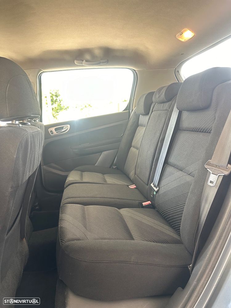 Peugeot 307 1.6 Executive Auto. - 30