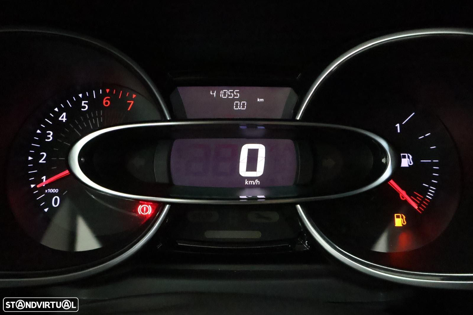 Renault Clio Sport Tourer 0.9 TCe Limited - 18