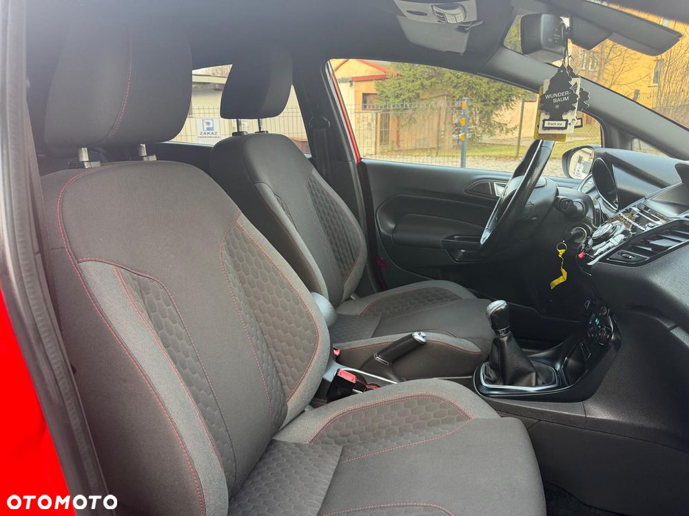 Ford Fiesta 1.0 EcoBoost S&S ST-LINE - 10