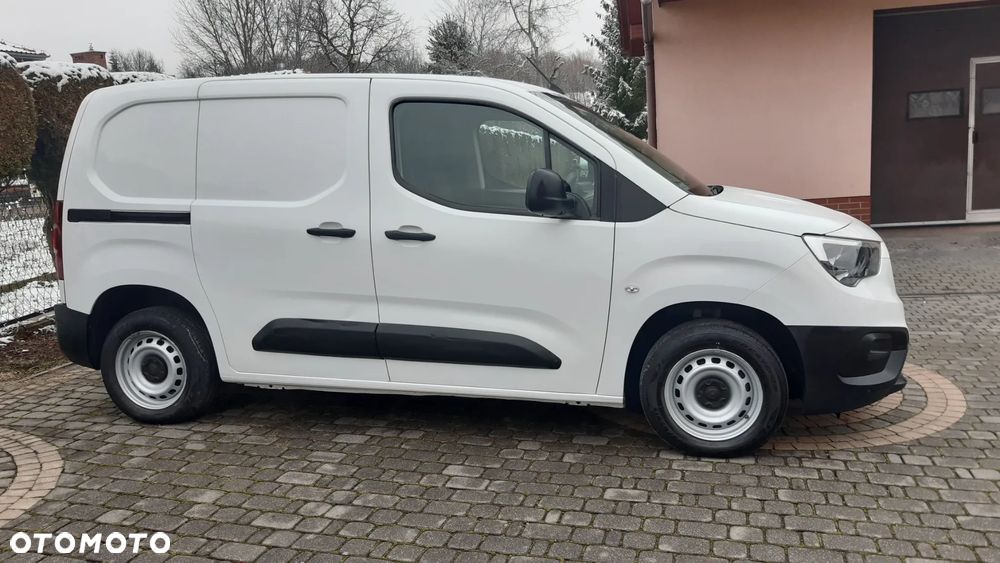 Opel Combo - 8