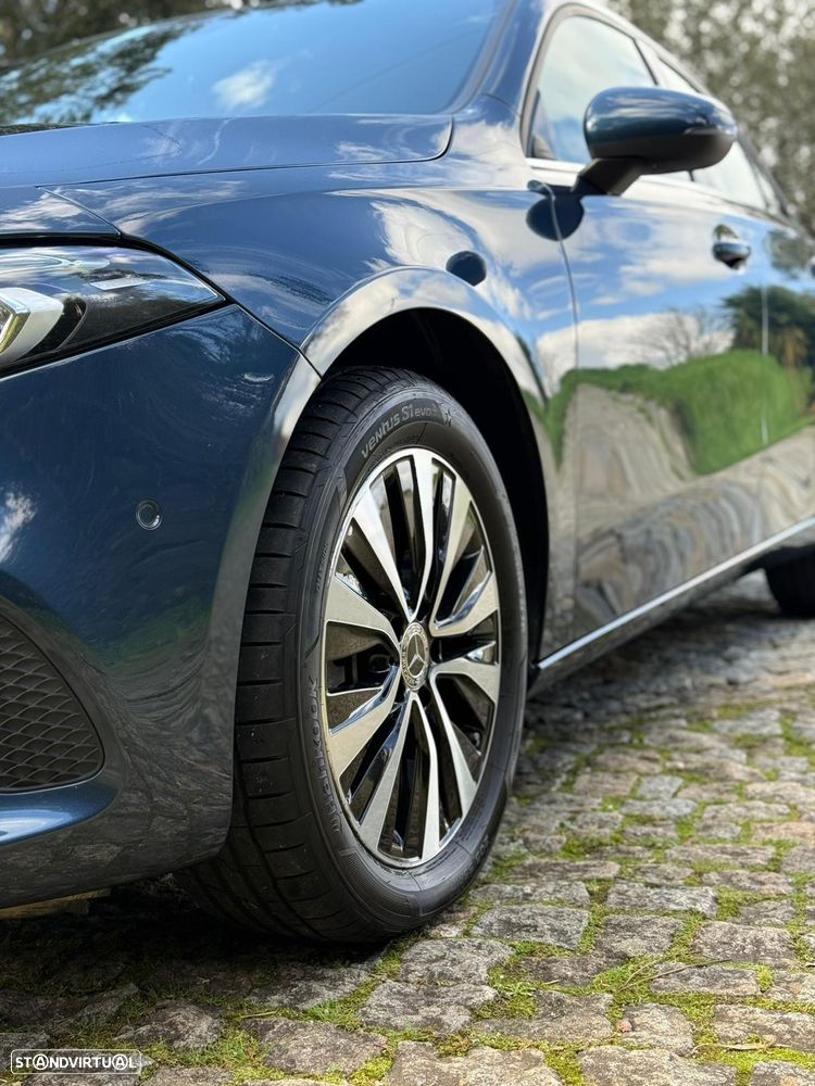 Mercedes-Benz A 250 e 8G-DCT Style - 17