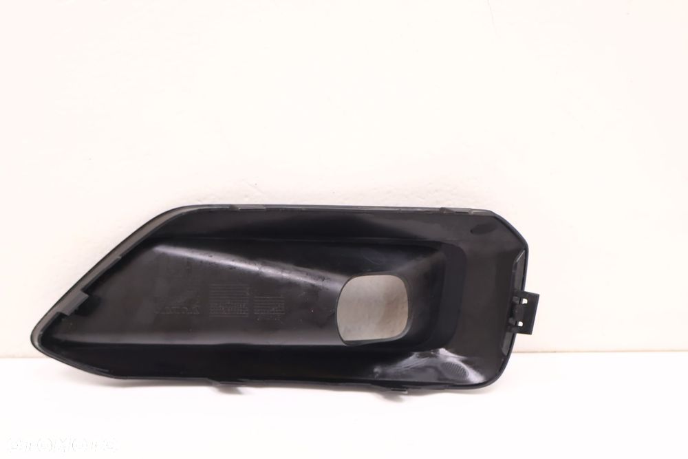 VOLVO XC40 KRATKA ZDERZAKA RAMKA HALOGENU LEWA PRZÓD 31449343 - 4