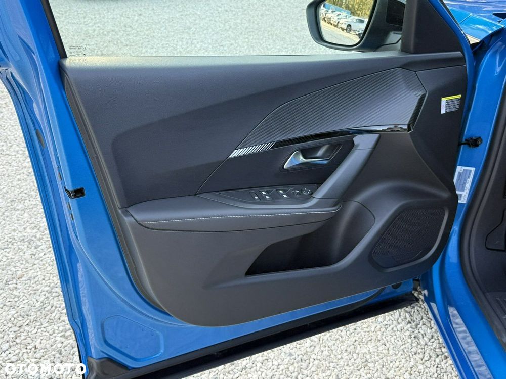 Peugeot 2008 1.2 PureTech Allure S&S EAT8 - 12