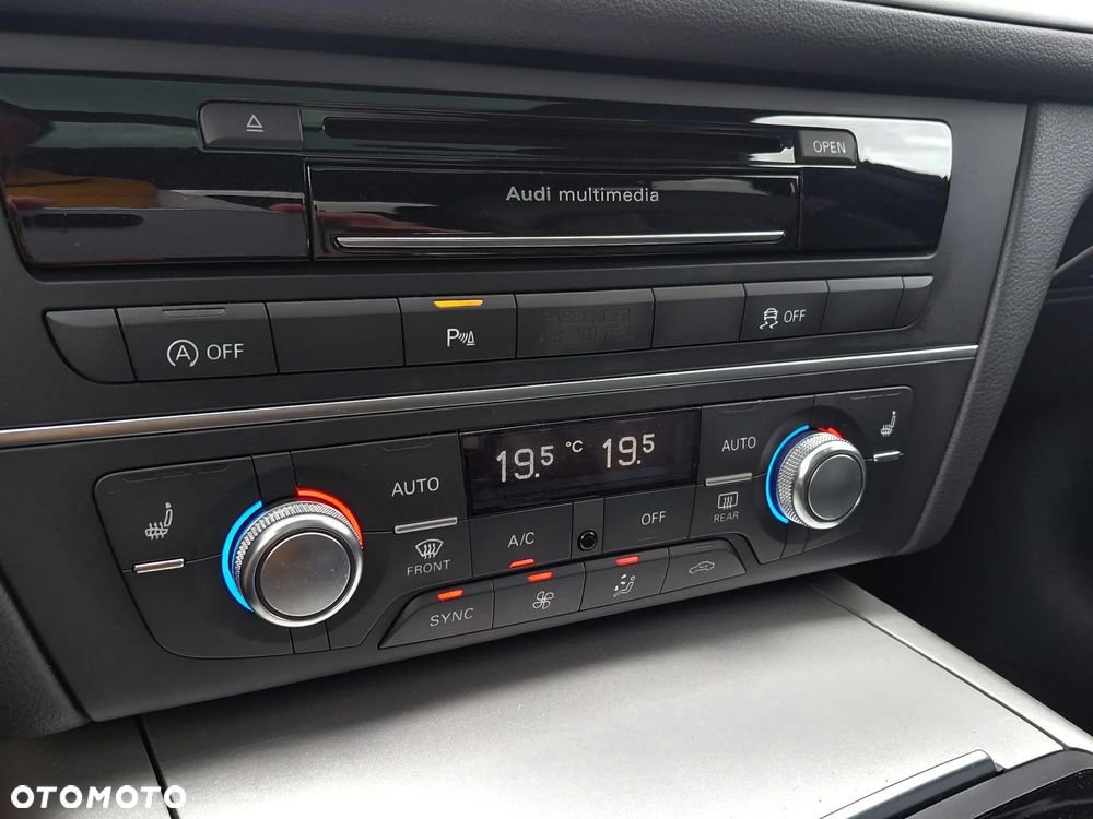 Audi A6 Avant 2.0 TDI Ultra S tronic - 32