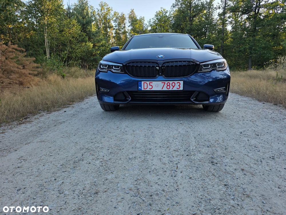 BMW Seria 3 330i Sport Line - 5