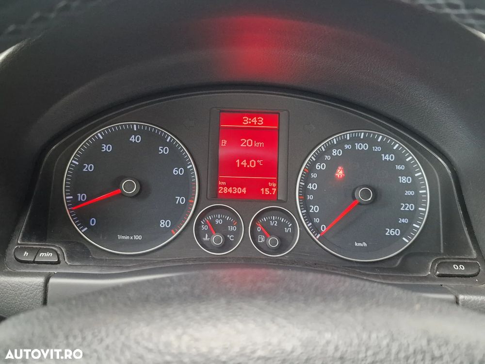 Volkswagen Golf 1.6 Team - 8