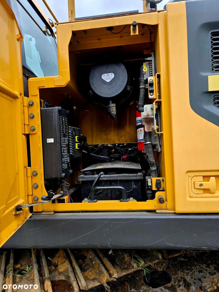 Volvo EC 250 EL - 13