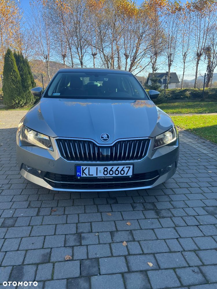 Skoda Superb 2.0 TDI Style DSG - 2