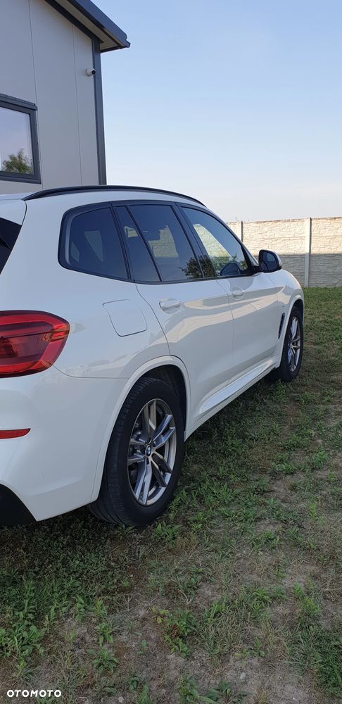 BMW X3 xDrive20d - 12