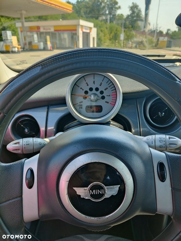 MINI ONE - 6