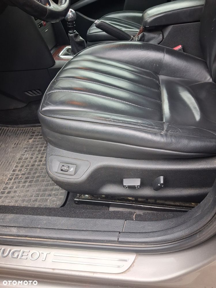 Peugeot 407 - 2