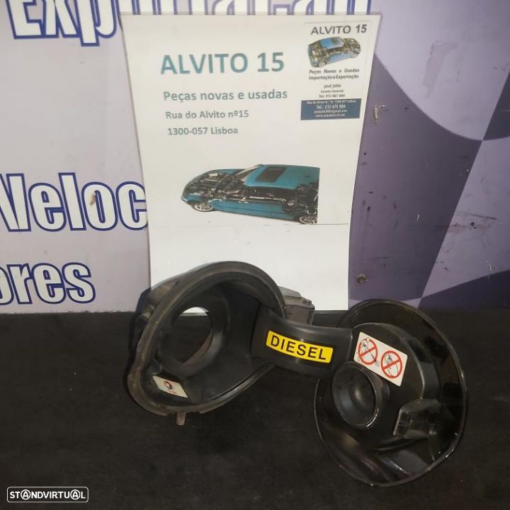 Tampa exterior do depósito de combustível Citroen C4 2016 - 1
