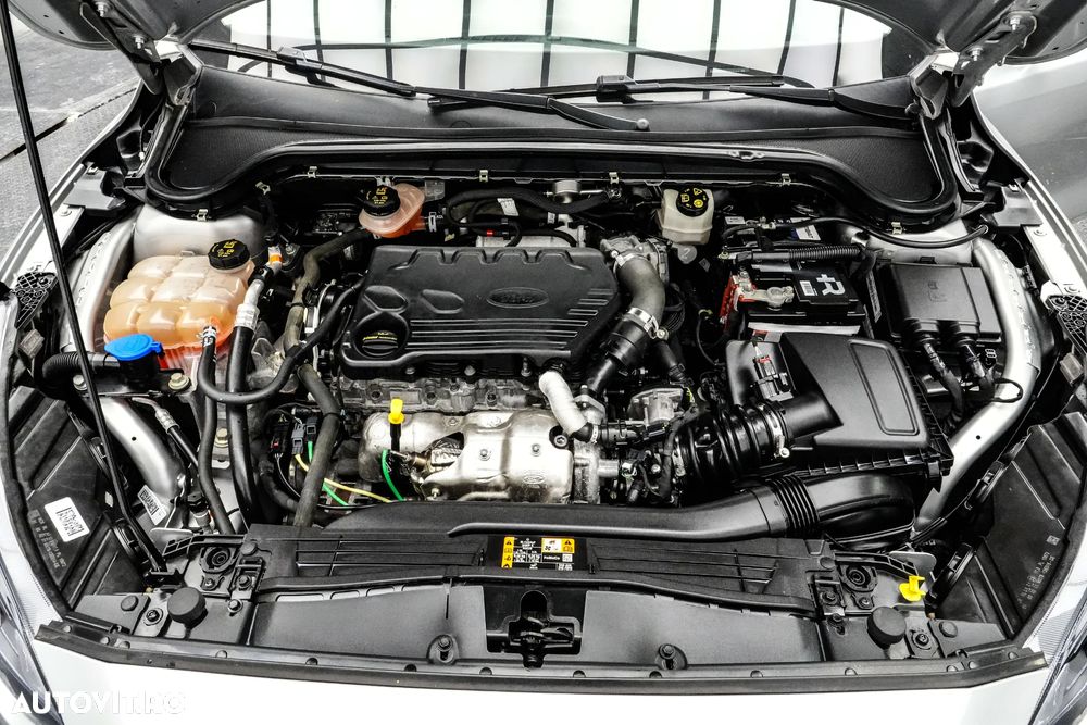 Ford Focus 1.0 EcoBoost Titanium Business - 21