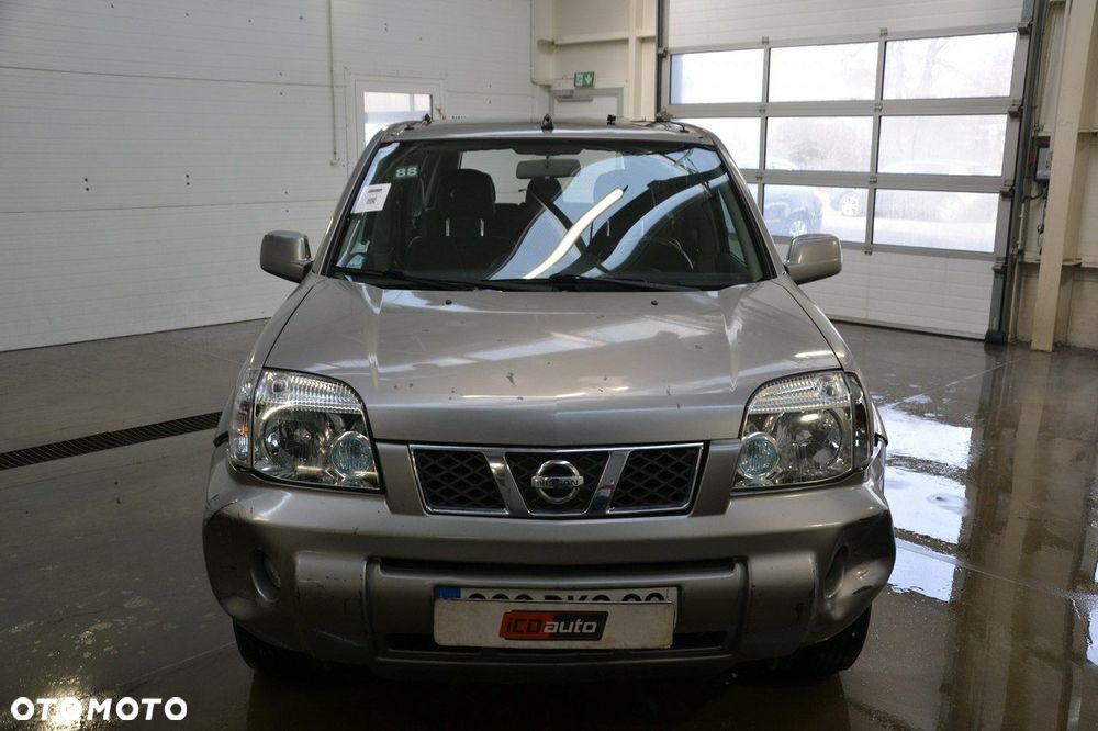 Nissan X-Trail - 2