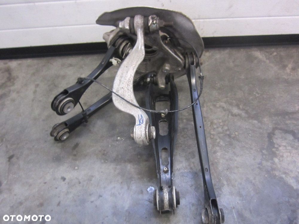 BMW X3 G01 X4 ZWROTNICA TYLNA PRAWA WAHACZE 33306871028 ZAWIESZENIE 6871030 - 4