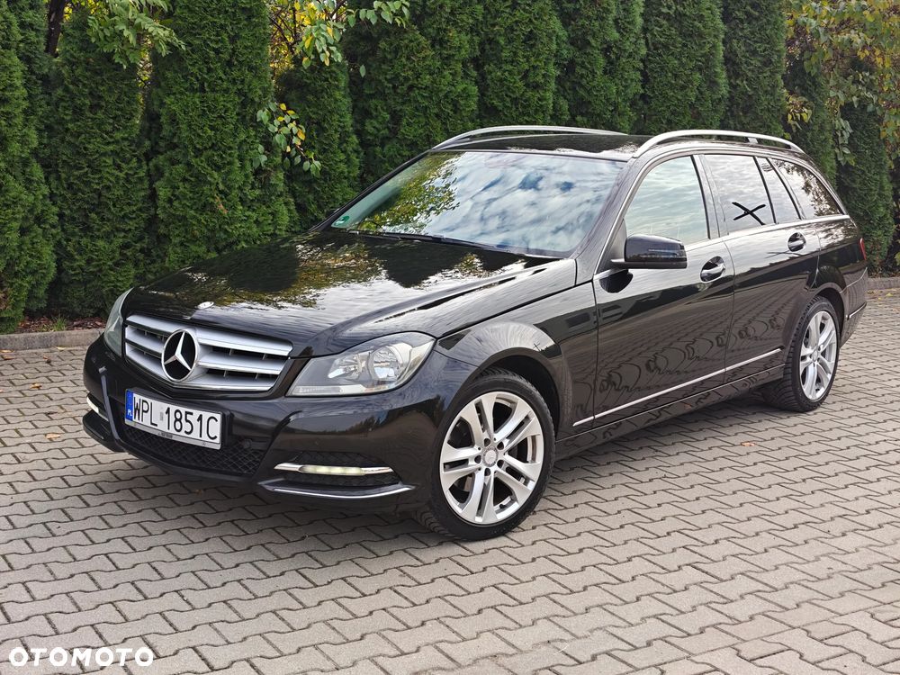 Mercedes-Benz C-Class 2013 photo 2