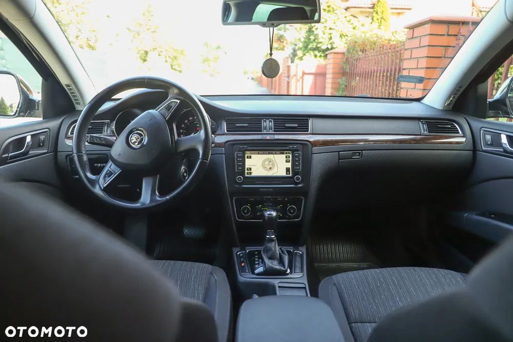 Skoda Superb 2.0 TDI 4x4 Elegance DSG - 7