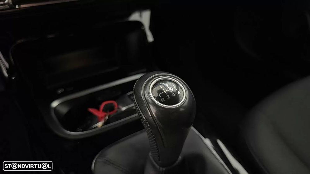 Mercedes-Benz CLA 180 d Shooting Brake Style Plus - 29