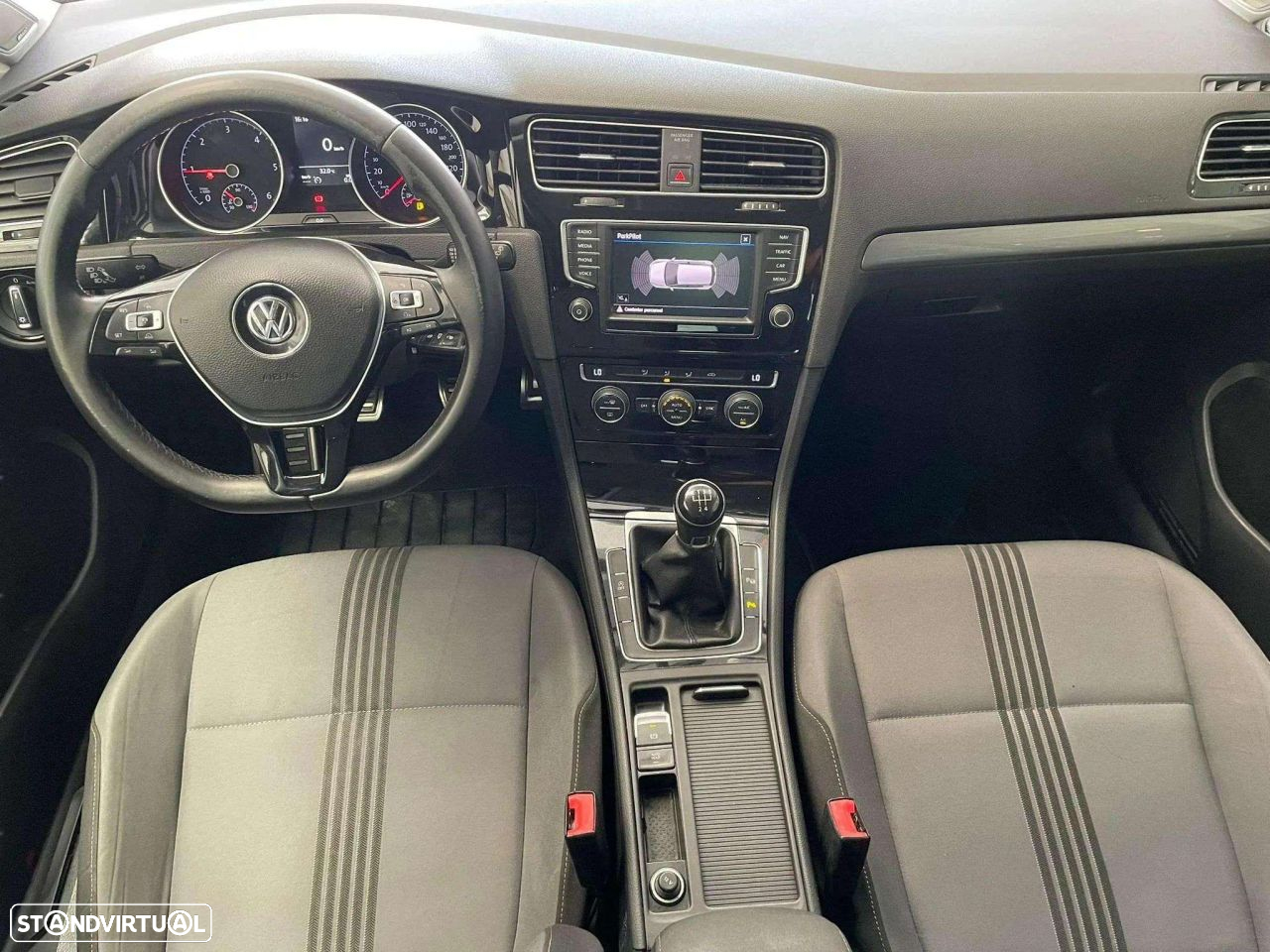 VW Golf - 11