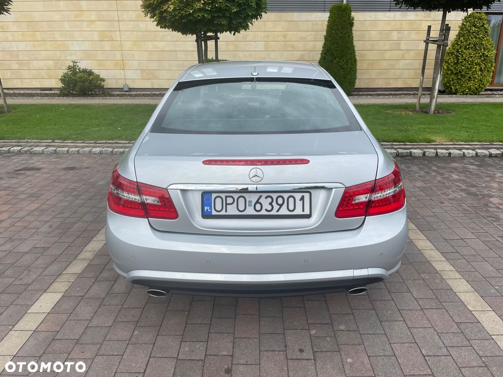 Mercedes-Benz Klasa E 350 CGI BlueEff - 6
