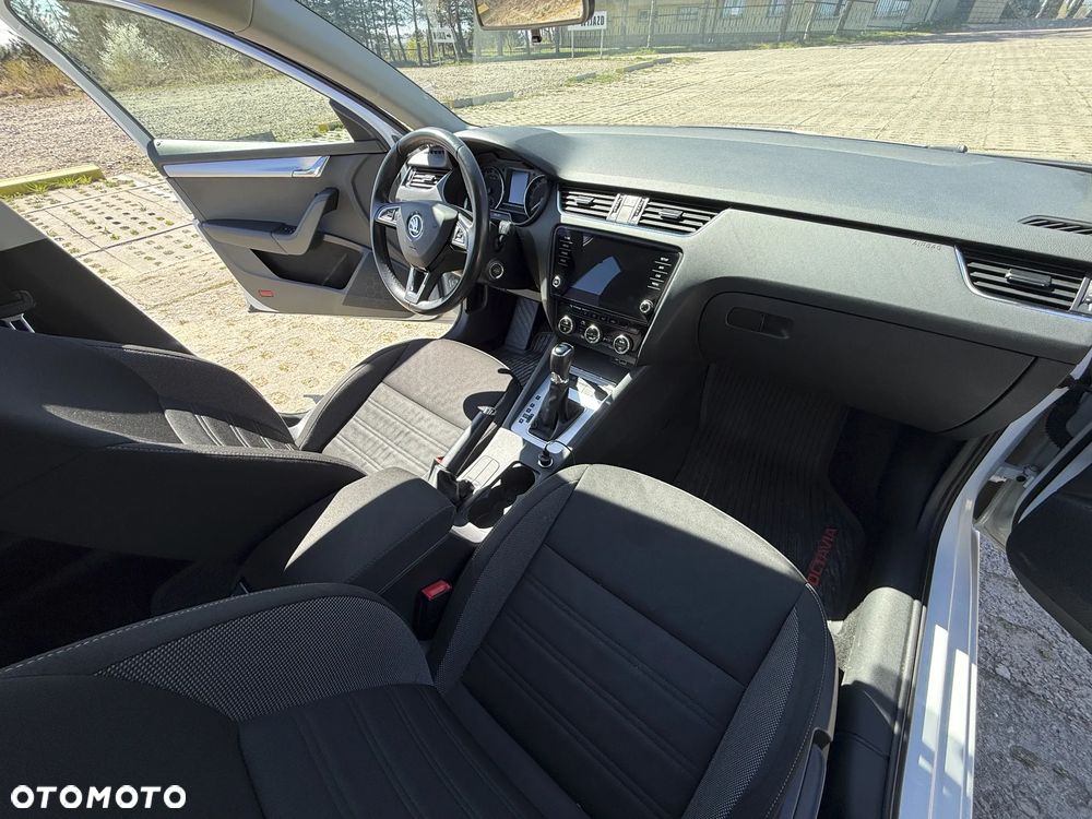 Skoda Octavia 1.5 TSI ACT Ambition DSG - 21