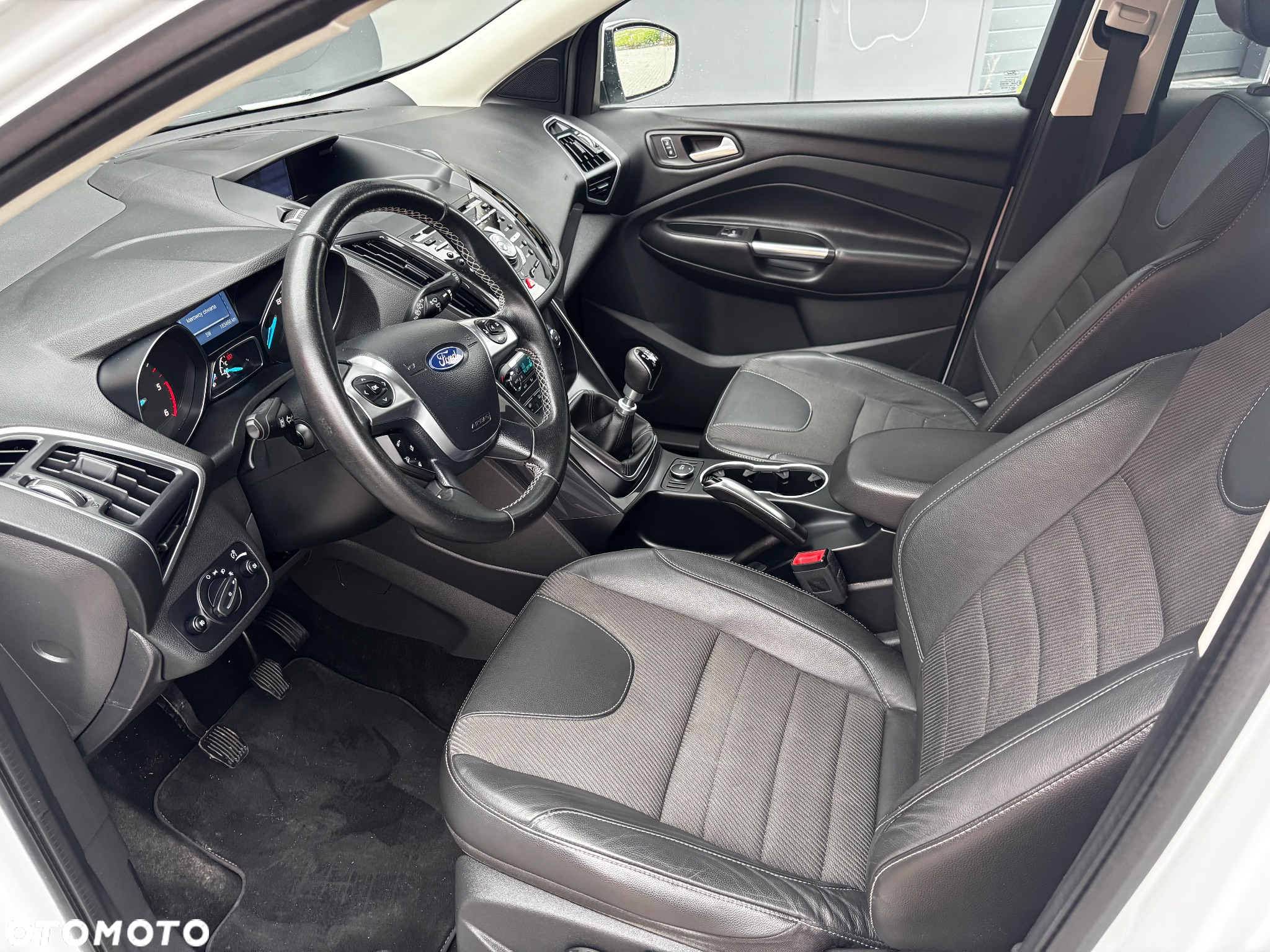 Ford Kuga 2.0 TDCi Titanium - 23