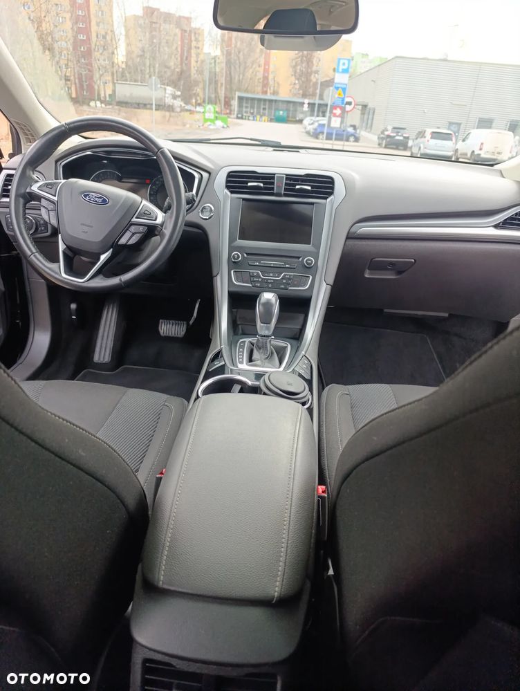 Ford Mondeo 2.0 EcoBlue Titanium - 36