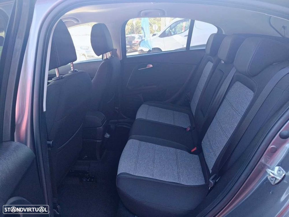 Fiat Tipo Cross 1.0 GSE T3 City - 10