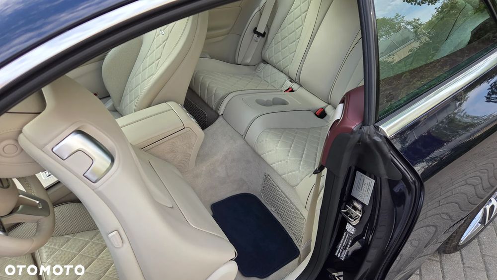 Mercedes-Benz Klasa E 350 Coupe 9G-TRONIC - 28