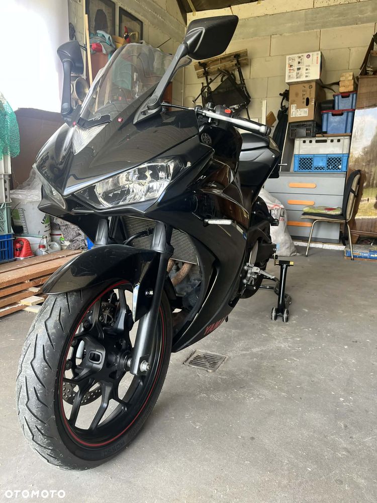 Yamaha R3 - 4