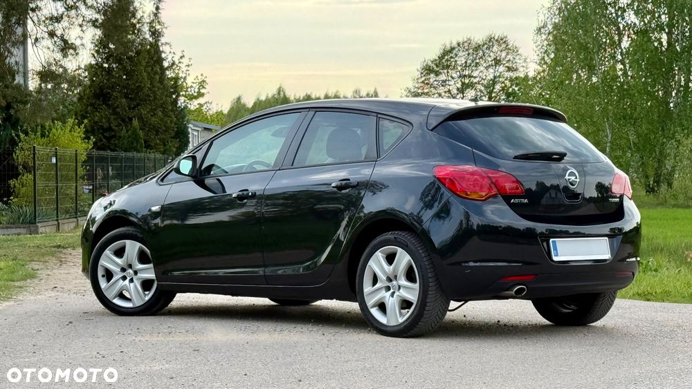 Opel Astra 1.4 Turbo Edition - 14