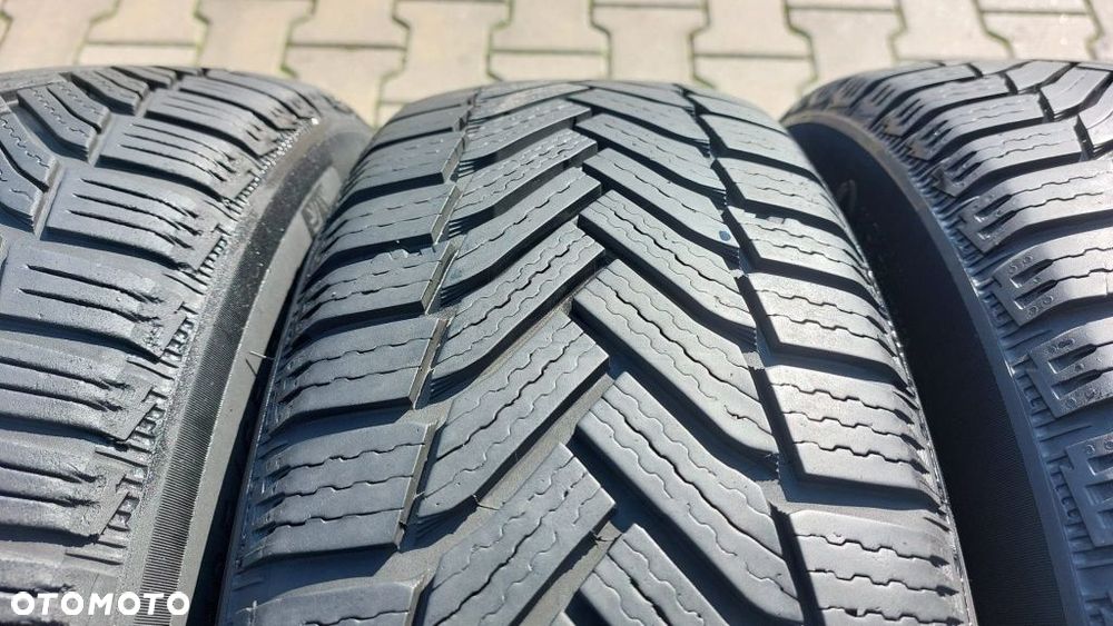 Opony Michelin 195 65 R15 - 4