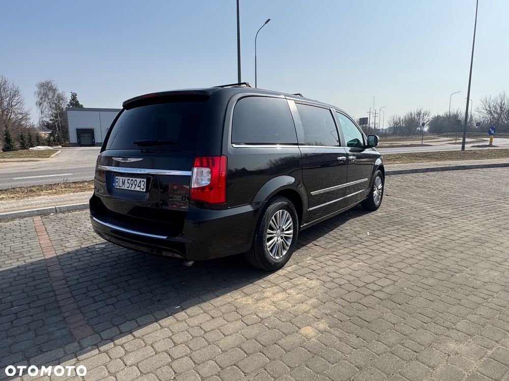 Chrysler Town & Country 3.6 Limited - 3