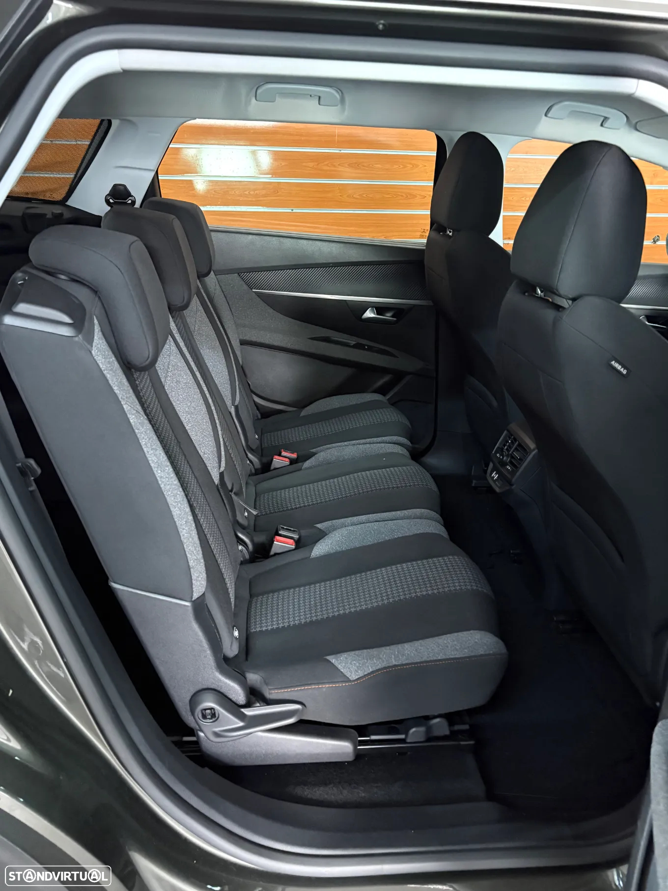 Peugeot 5008 1.5 BlueHDi Active Pack EAT8 - 9