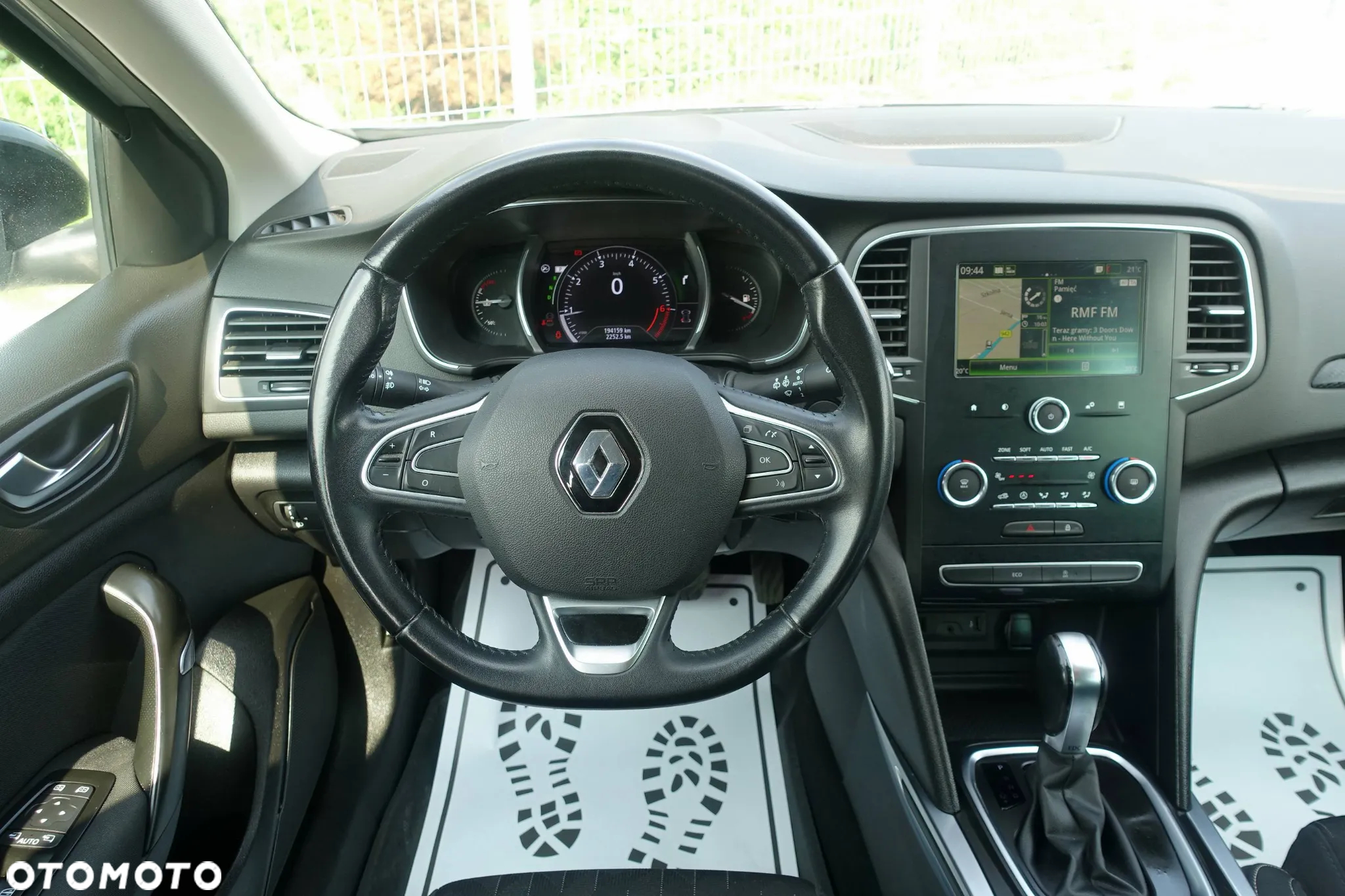 Renault Megane 1.3 TCe FAP Limited EDC - 14