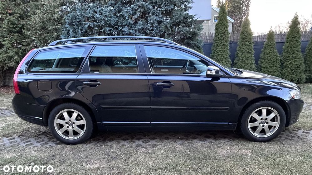 Volvo V50 1.6D DPF Momentum - 1